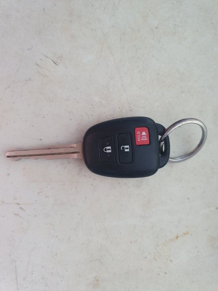 Programming Key MOZB52TH 2013 Scion xD..