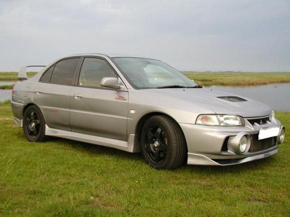 Mitsubishi evo 4