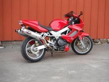 2000 VTR Jardine cans, K&amp;N, stage 1 jet kit, rear hugge, double bubble screen.