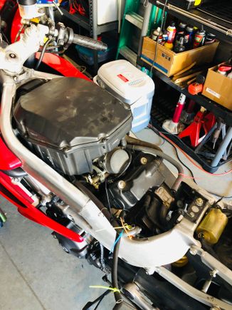 Gas tank removed and marked all hoses and bungs with colored tie wraps so I know where the hoses hook up correctly.  Fuel petcock will be rebuilt too. 