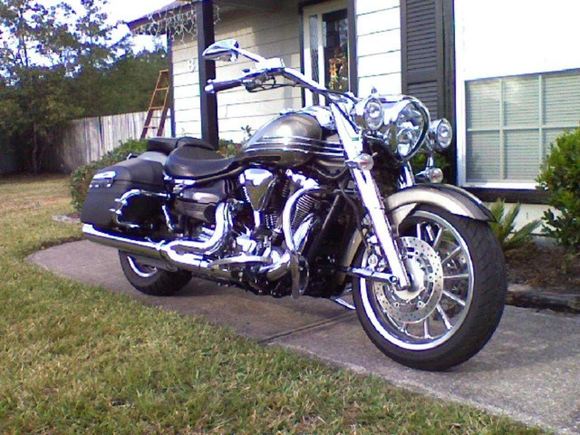 My first Roadline S.  Purchased brand new in 2006.  Another mistake selling a bike.  I was about a year without it and found my 2010.  Although loved this bike.... I do love the Blue much better.