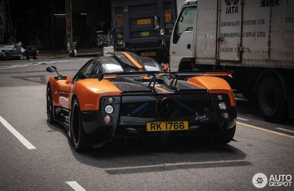 Pagani Zonda Cinque #3 of 5  Spotted in Hong Kong, Hong Kong by  TYI