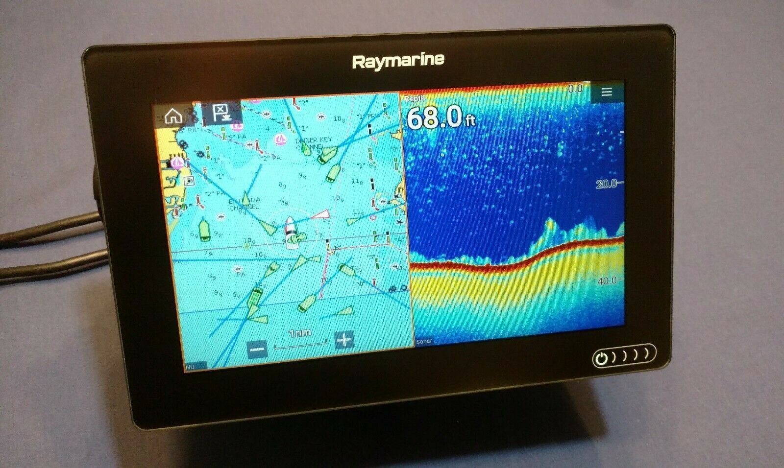 For sale Raymarine Axiom 9 MultiFunction Display GPS Chartplotter Fishfinder & 3D T The Hull