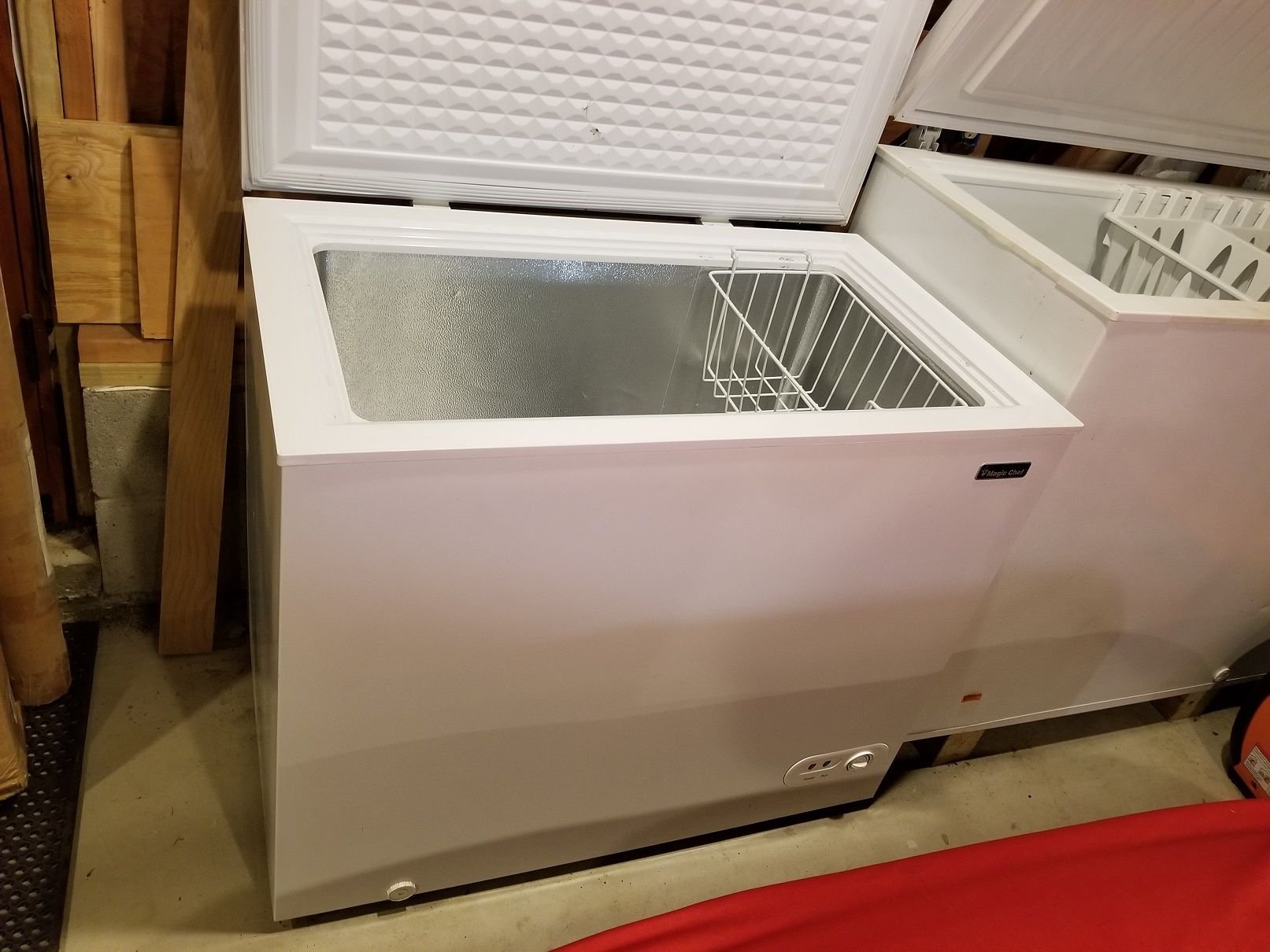 (2) Chest freezers The Hull Truth Boating and Fishing Forum