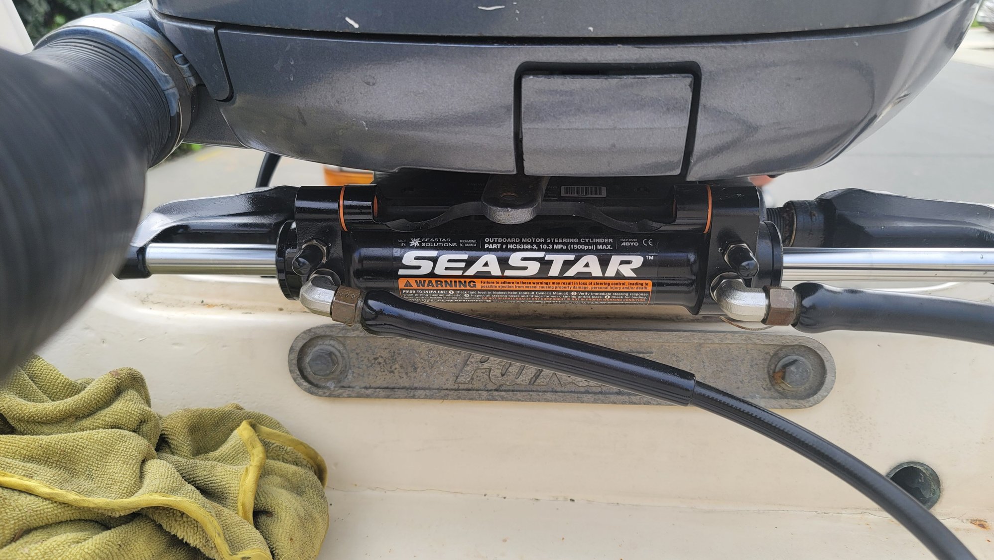 Play in seastar hydraulic steering? The Hull Truth Boating and