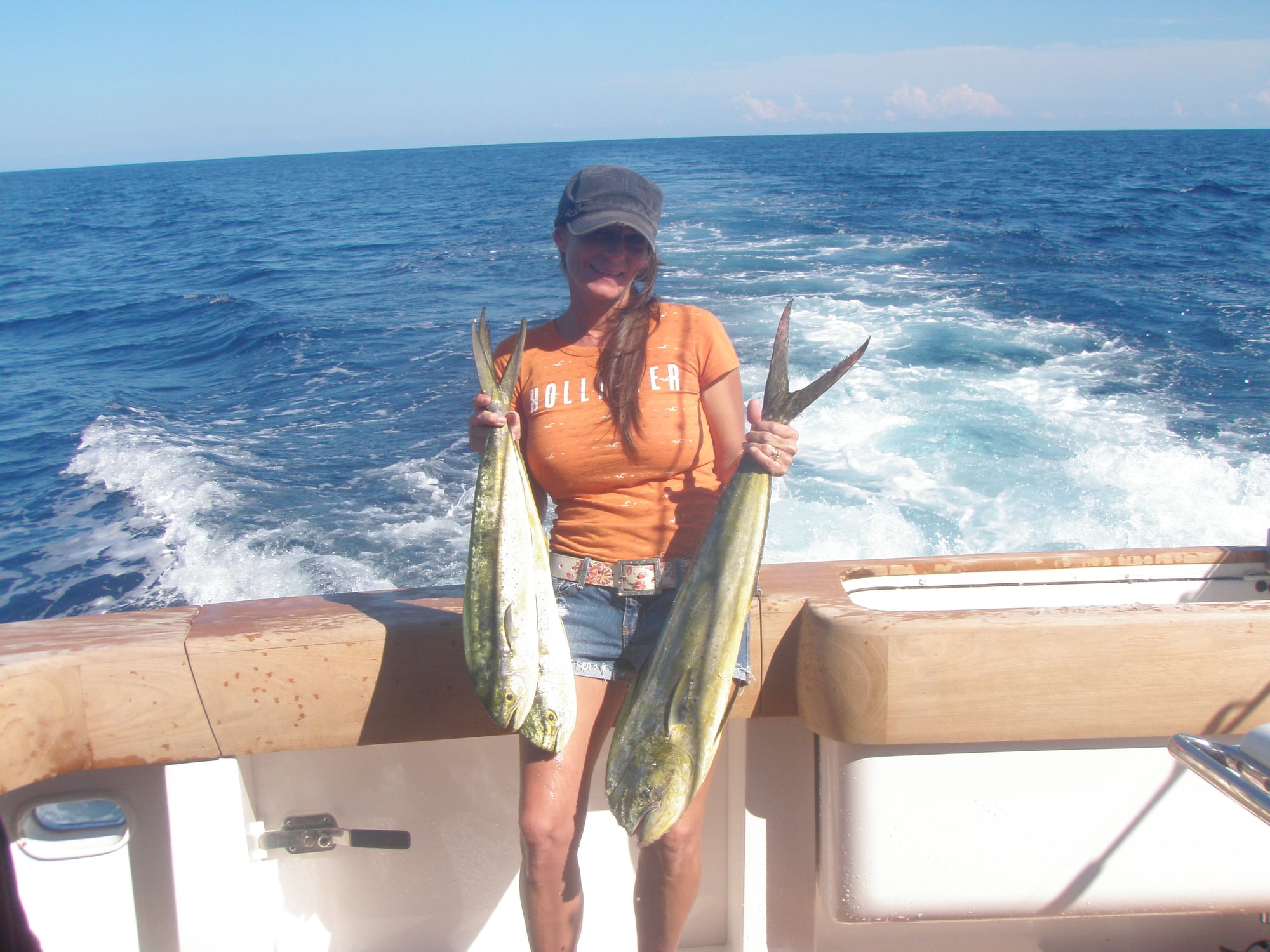 Post Pictures of Your Wife or Girlfriend Who Loves To Fish - Page 10 - The  Hull Truth - Boating and Fishing Forum