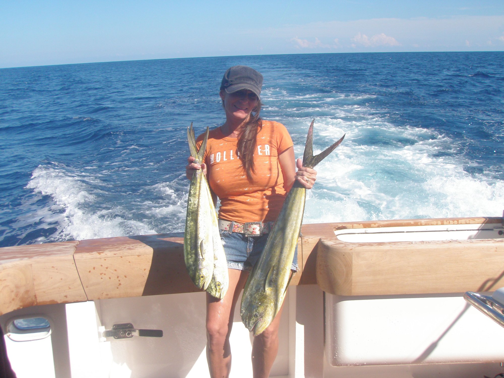 Post Pictures of Your Wife or Girlfriend Who Loves To Fish - Page 3 - The  Hull Truth - Boating and Fishing Forum