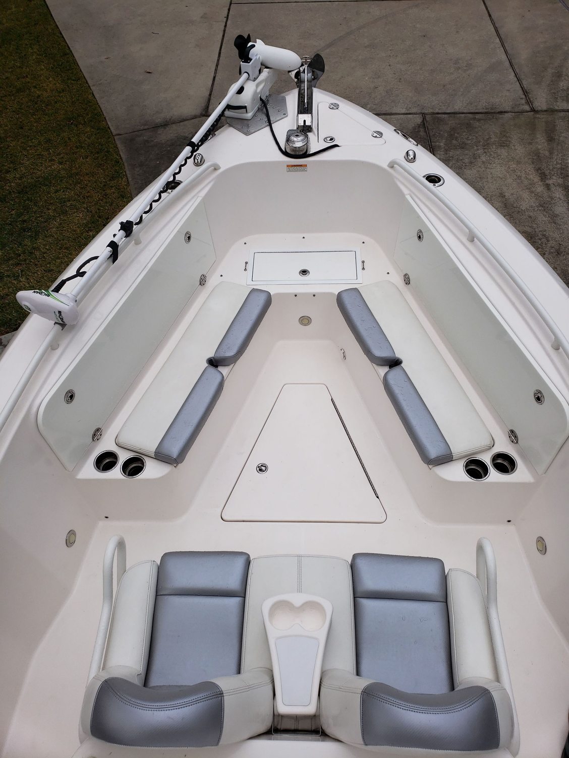 Everglades 290 With a trolling motor? - The Hull Truth - Boating and  Fishing Forum