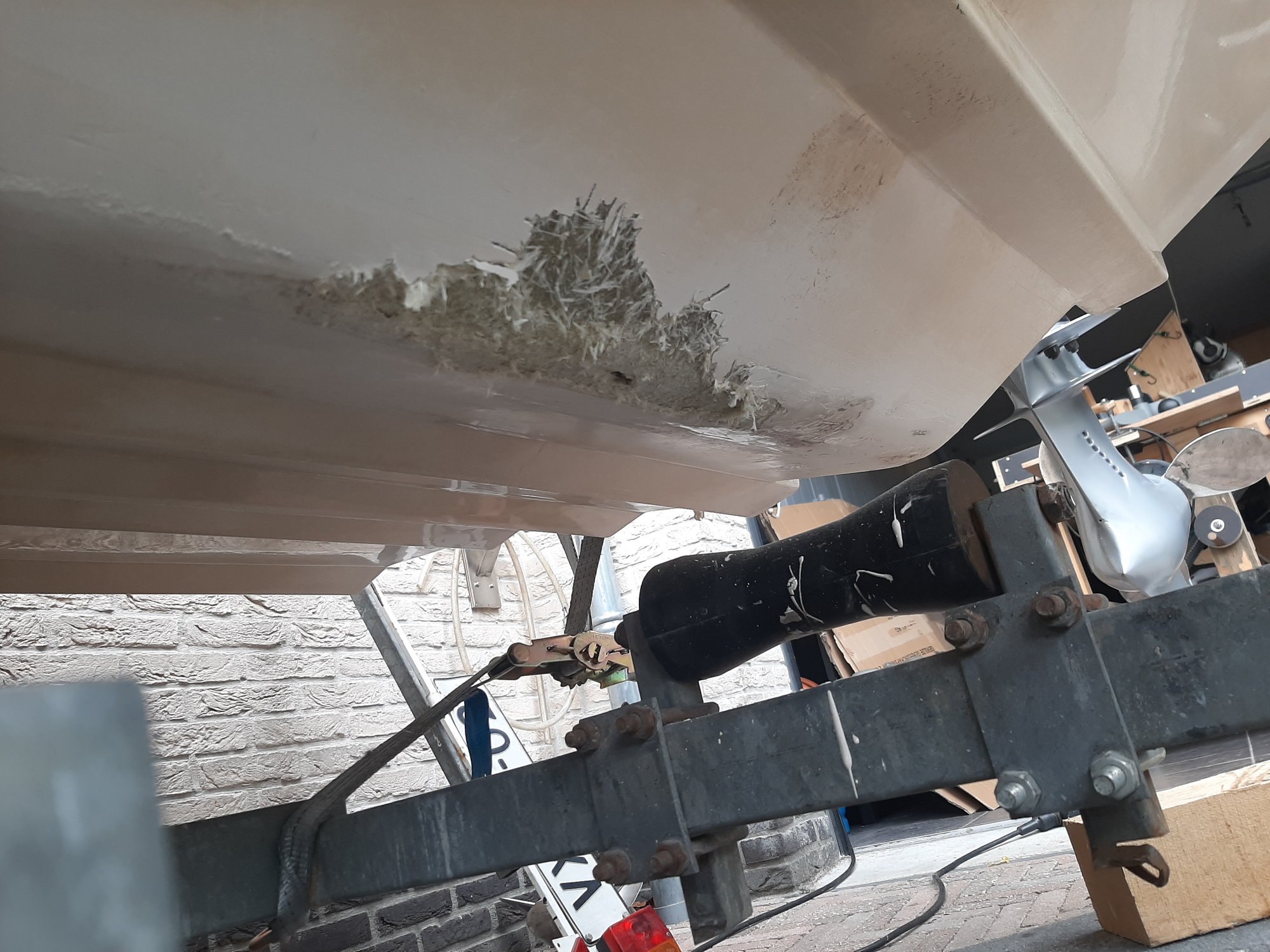 Large crack in my boat Fiberglass repair tips The Hull Truth