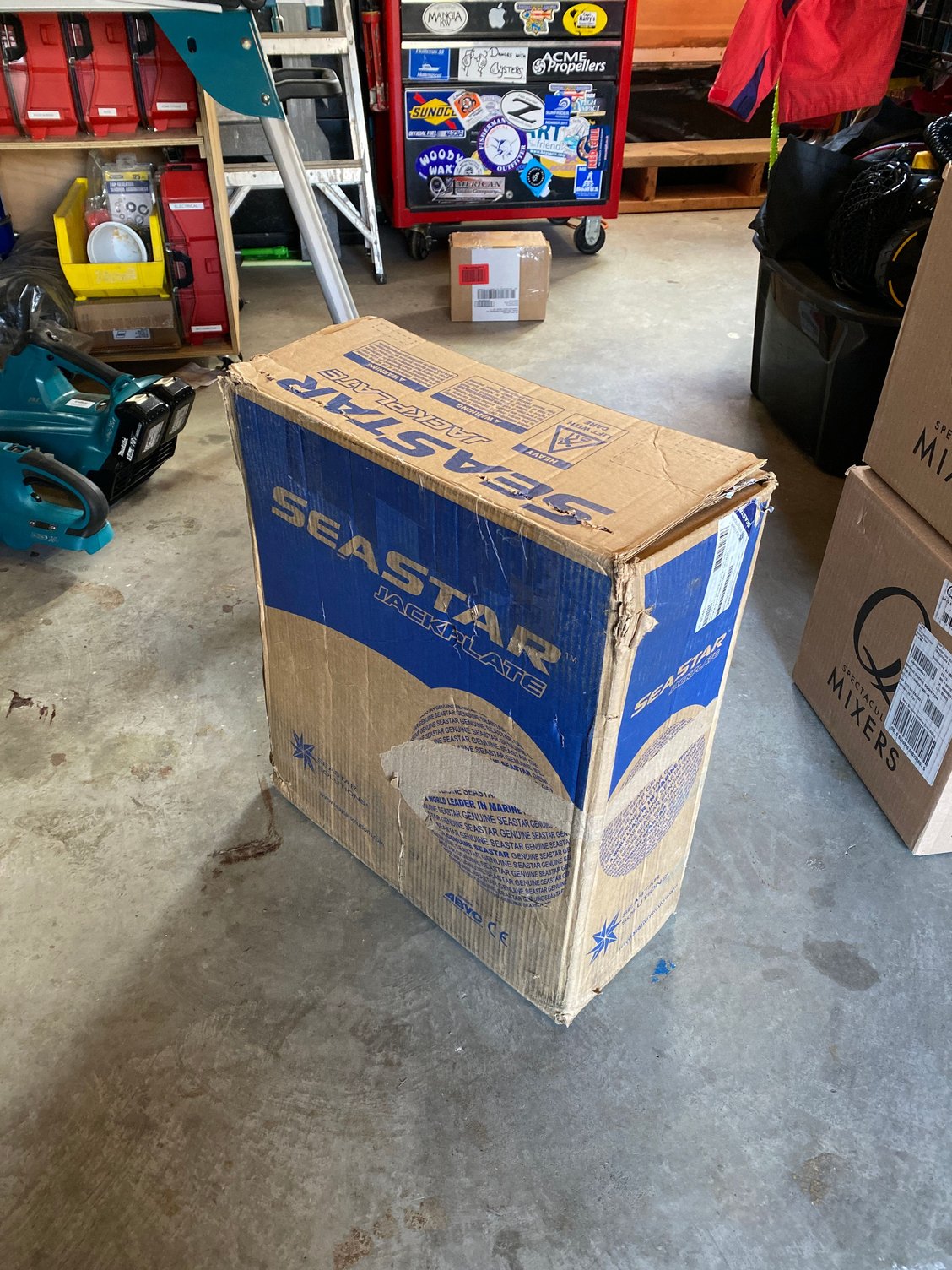 New 4" SeaStar Hydraulic Jack Plate JP4040 The Hull Truth Boating