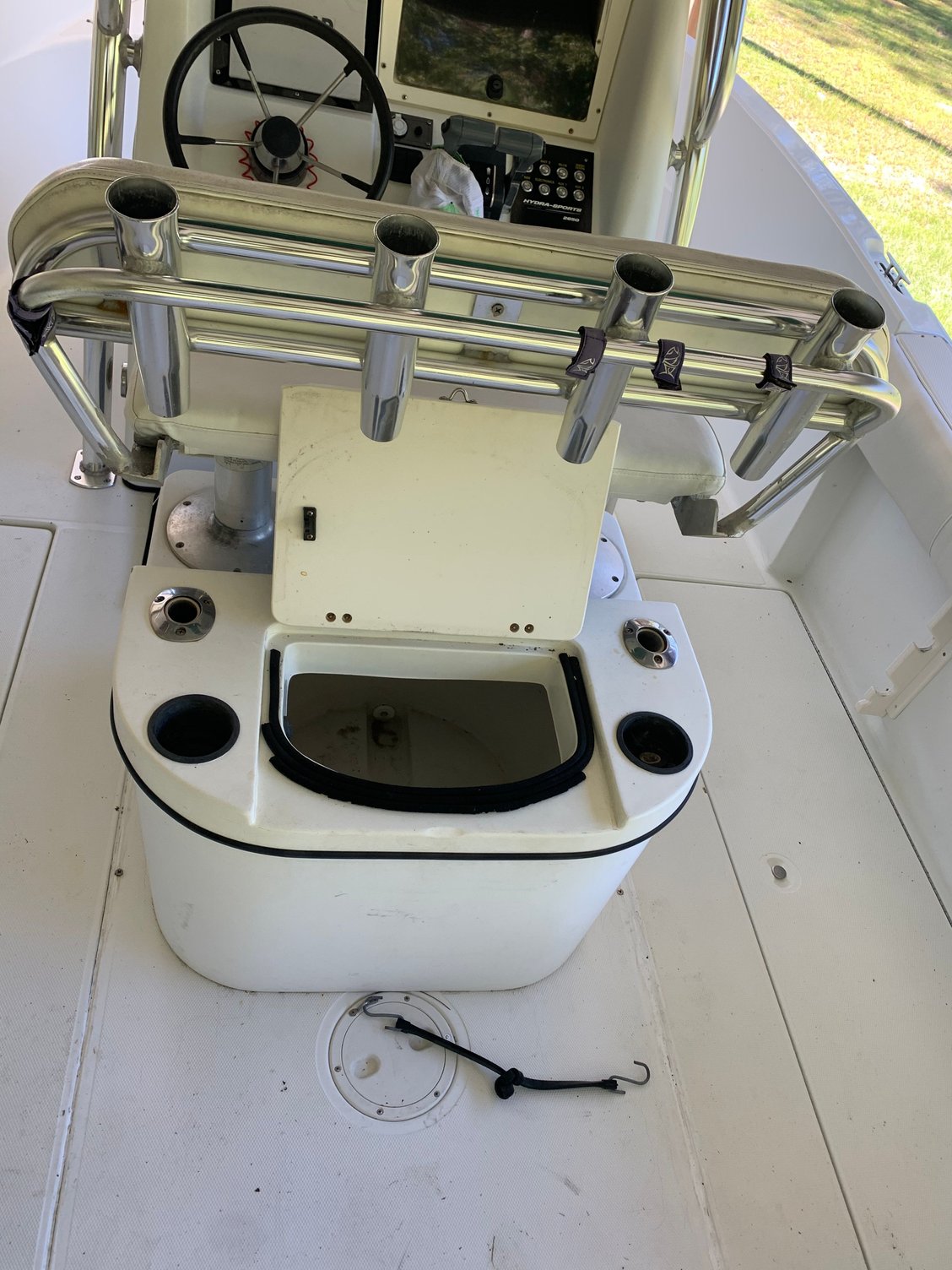 Livewell/leaning post The Hull Truth Boating and Fishing Forum