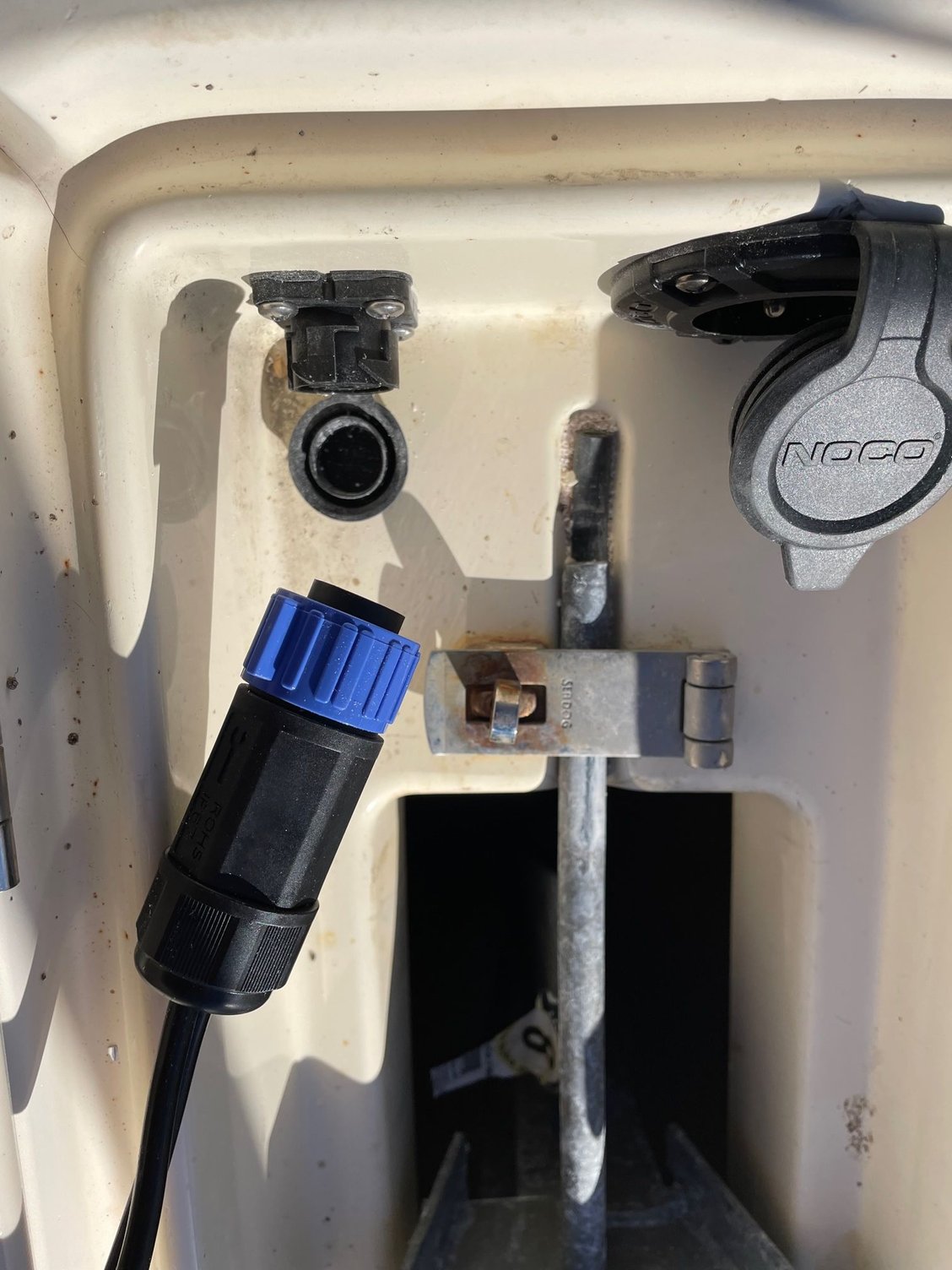 Parker 2320 Minn Kota 87" Install The Hull Truth Boating and