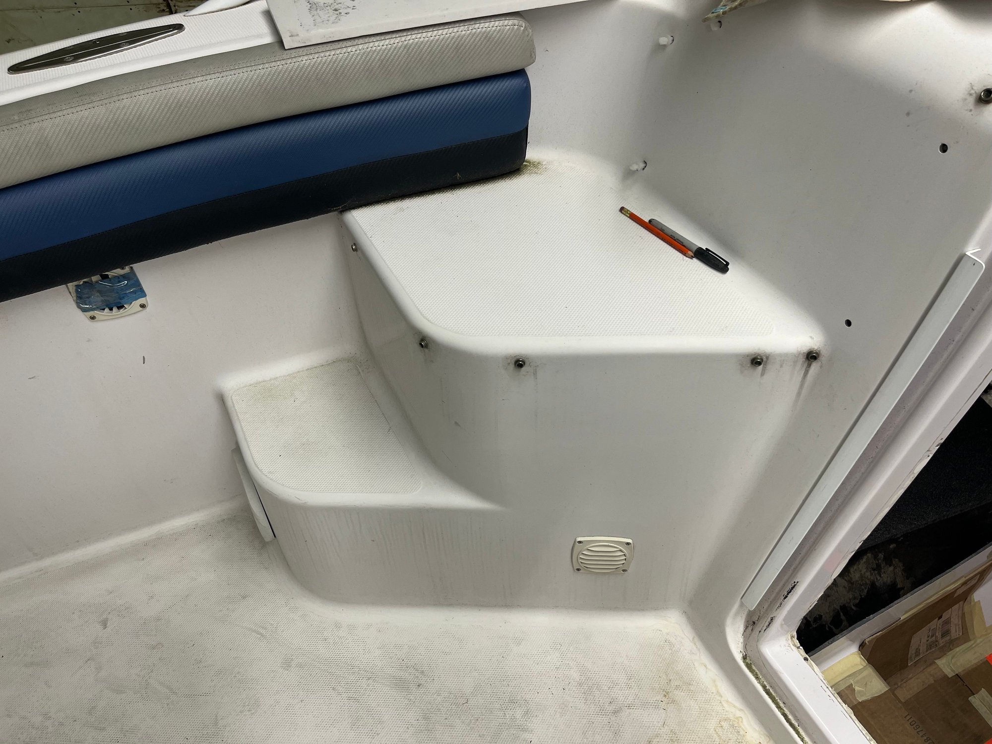 Port 2 step to fwd deck