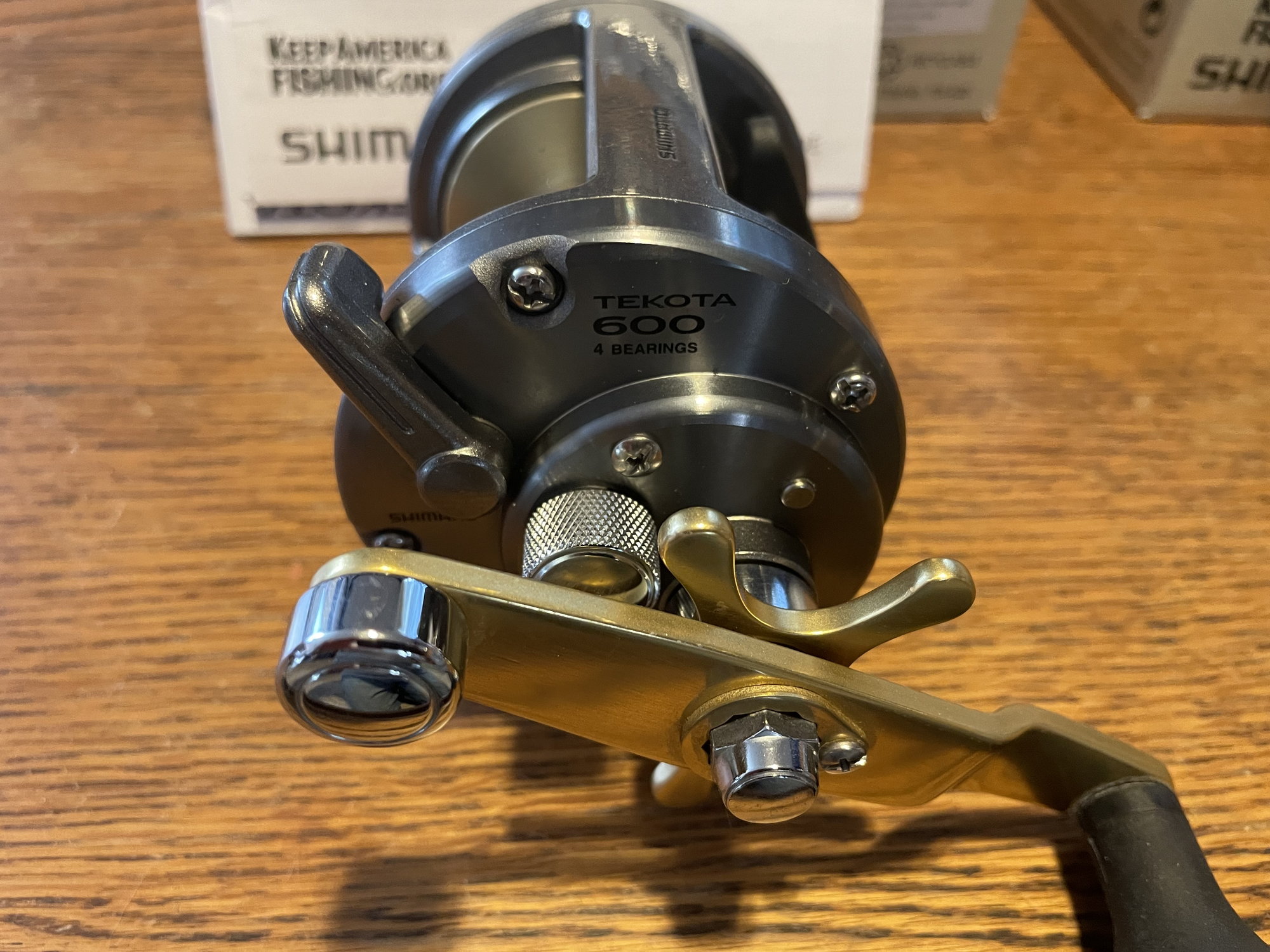 Shimano Tekota 600 pair for sale - almost perfect condition - The