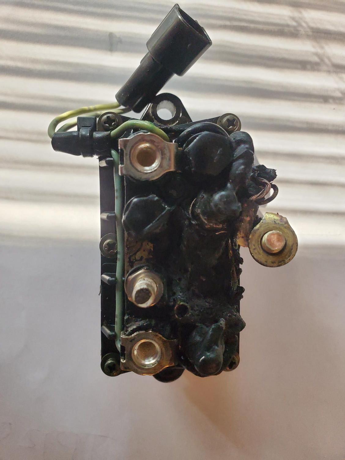 Trim/Tilt Relay Burnt The Hull Truth Boating and Fishing Forum