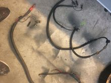bottom wire is original to the 85.