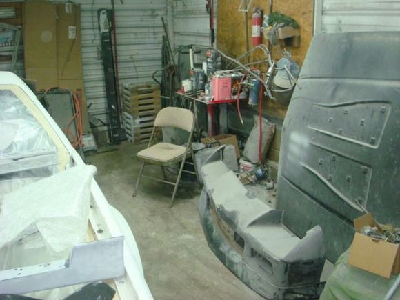 Had to repair the compressor and wait on fiberglass materials so moved a bunch of stuff around and freed up some room in my tiny shop.