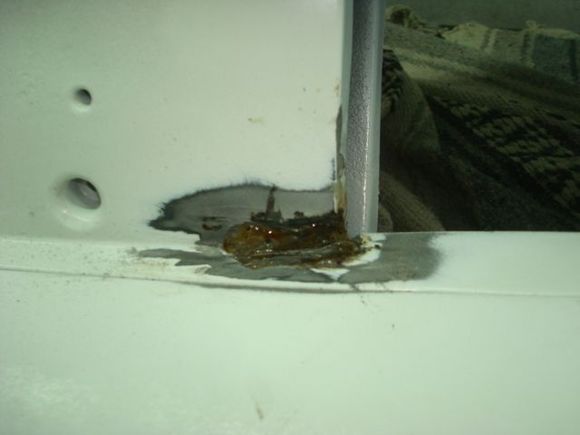 Welded up so it doesnt expand.
