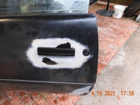 Installed new drivers side handle and lock cylinder.
