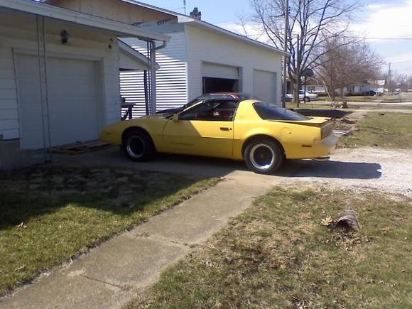 ole yeller at outside at home waiting for me to finish my garage!  My 89 is inside right in front of the 92..