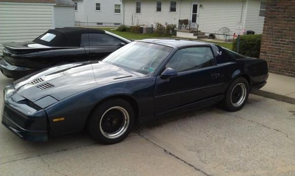 Right after I picked her up, notice the incorrect nose and lack of spoiler. The kid I bought it from is 17 and took the original Tail lights and spoiler to sell separately and wouldn't give them to me with the car. Still not bad for $900
