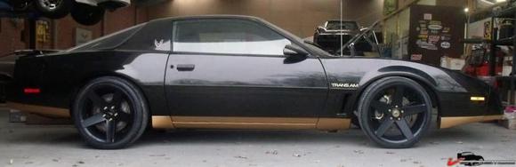 Effin' BADASS!!! One of my favorite color combos they used on third gens!!