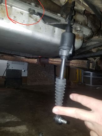 This picture just shows where the bracket is mounted.