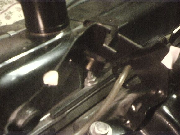 Stock QJet carb bracket with 700R4