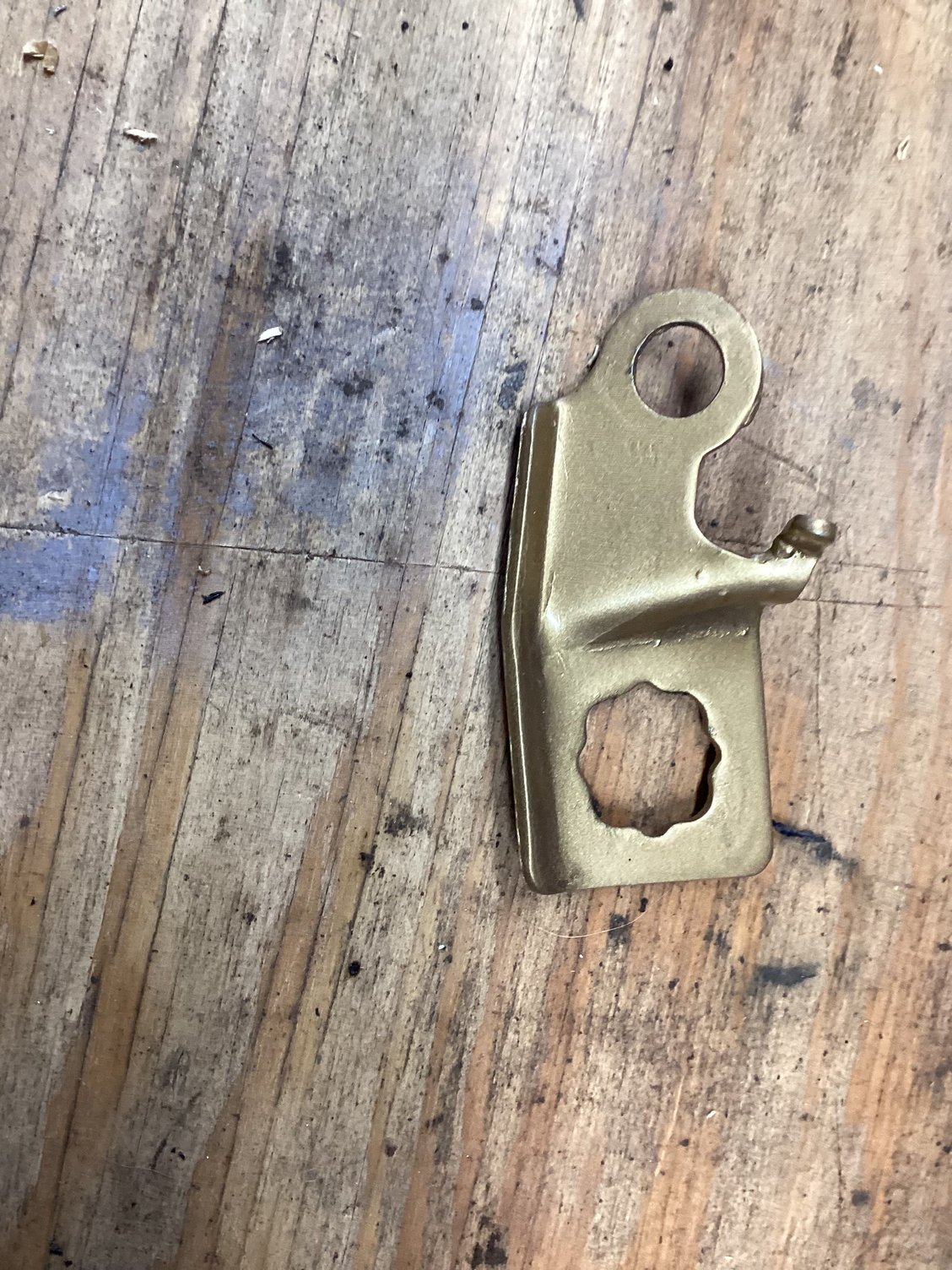 Took this bracket off about a month ago when the slave cylinder was replaced and cannot figure out where the heck it bolts to. 