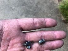 Broken clutch bolt was spinning around in the bellhousing 