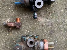 new vs old.  one thing to note, the banjo bolt bleeder setup cannot transfer over to the new version.  