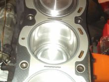 Honed and New DNJ piston heads / wrist pins. New king rod Bearings all STD