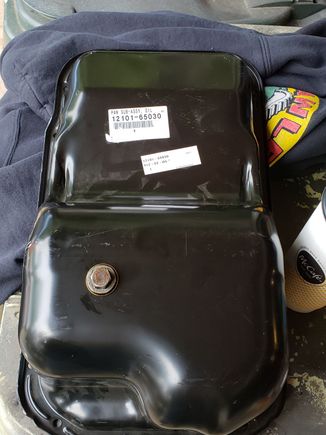 96-98 2WD T100 3.4L oil pan from Amazon