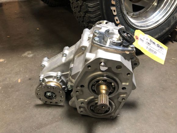 Installed a 4.7 box from trail gear. Will be nice to have the lower gears in it. Next I’m goin to do 63’s in the rear and possibly Blazeland Long Travel.