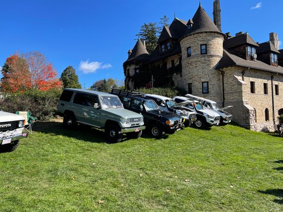 Park on the hill with the other Yotas. Hubs locked, 4low, up we go.