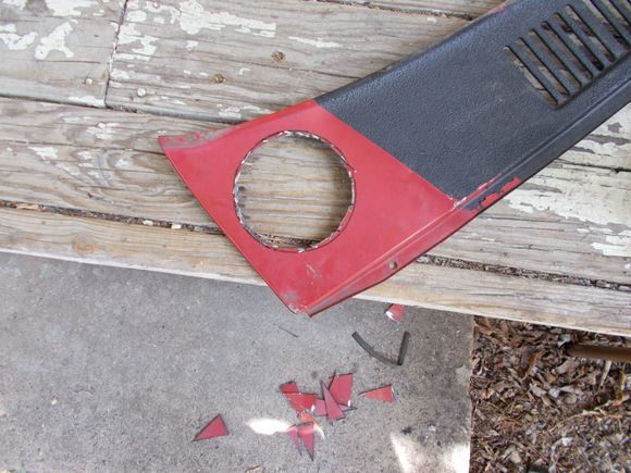 round cutout for snorkel grommet