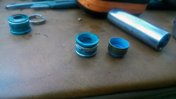 LCE PRO seals on left, correct stock seals on the right