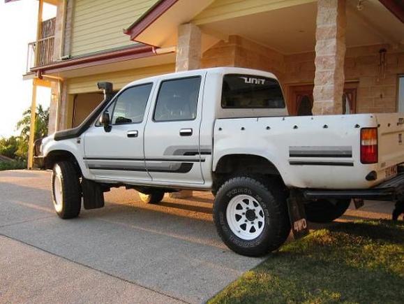 MY HILUX