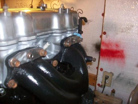 block offs on the manifold for the " eh well um thingies....."