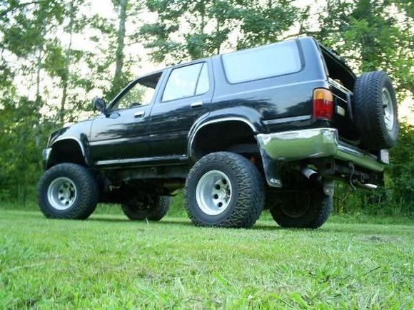 chillin on 33' 14.50's on 12in welds and 7in's of lift