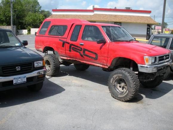 i never wheeled with the cap, infact it came with the reg cab truck.  people loved the look of this.  i justed wanted it off the truck