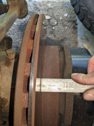 Rotor hub attachment