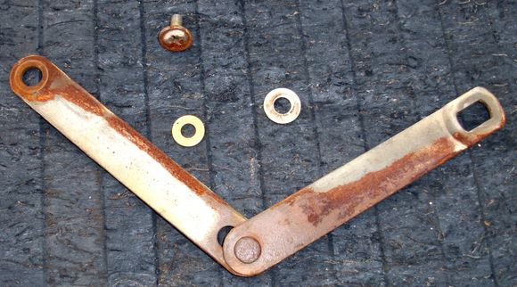 tailgate hanger, 88 pickup longbed.  Left and right sides are identical.