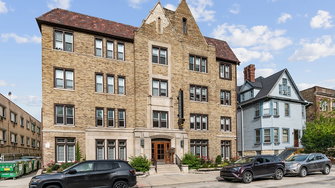 Cambridge Manor Apartments - Milwaukee, WI
