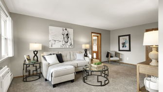 Brentwood Park Townhomes - Hopkins, MN