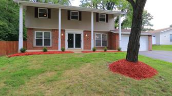 5420 Delcastle Drive - Florissant, MO