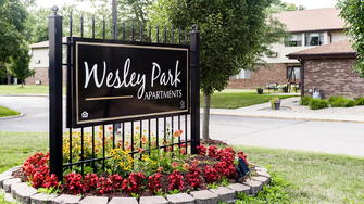 Wesley Park Apartments - Auburn, IN