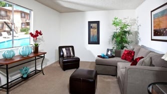 Brentwood Apartment Community - Campbell, CA