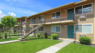 Meadow Park Apartments - Kennewick, WA