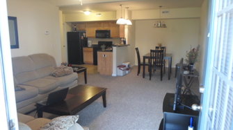 Claysville Landing Apartment Suites - Elizabethtown, KY